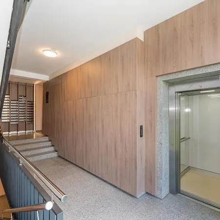 Apartment Ella 2-2